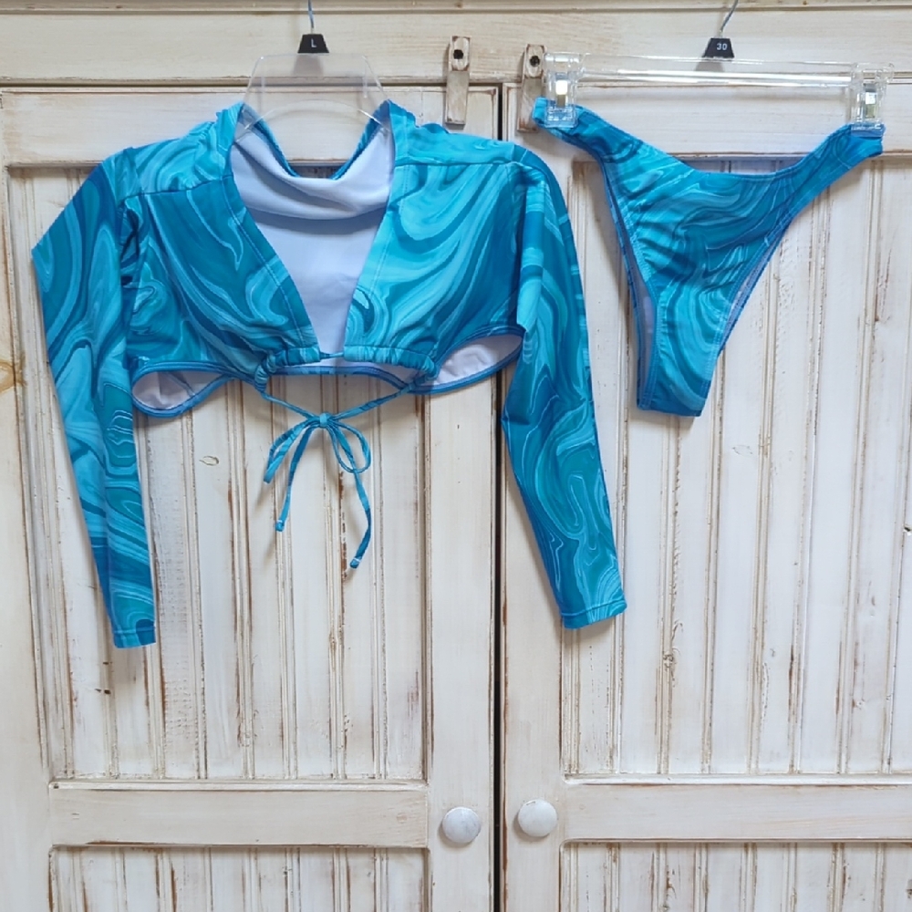 Shein, Blue Marble Pattern Long Sleeve Two Piece Bathing Suit. Medium